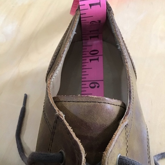 Cole Haan tan distressed leather dress shoes slightly worn leather shoes size 7 - Picture 11 of 14